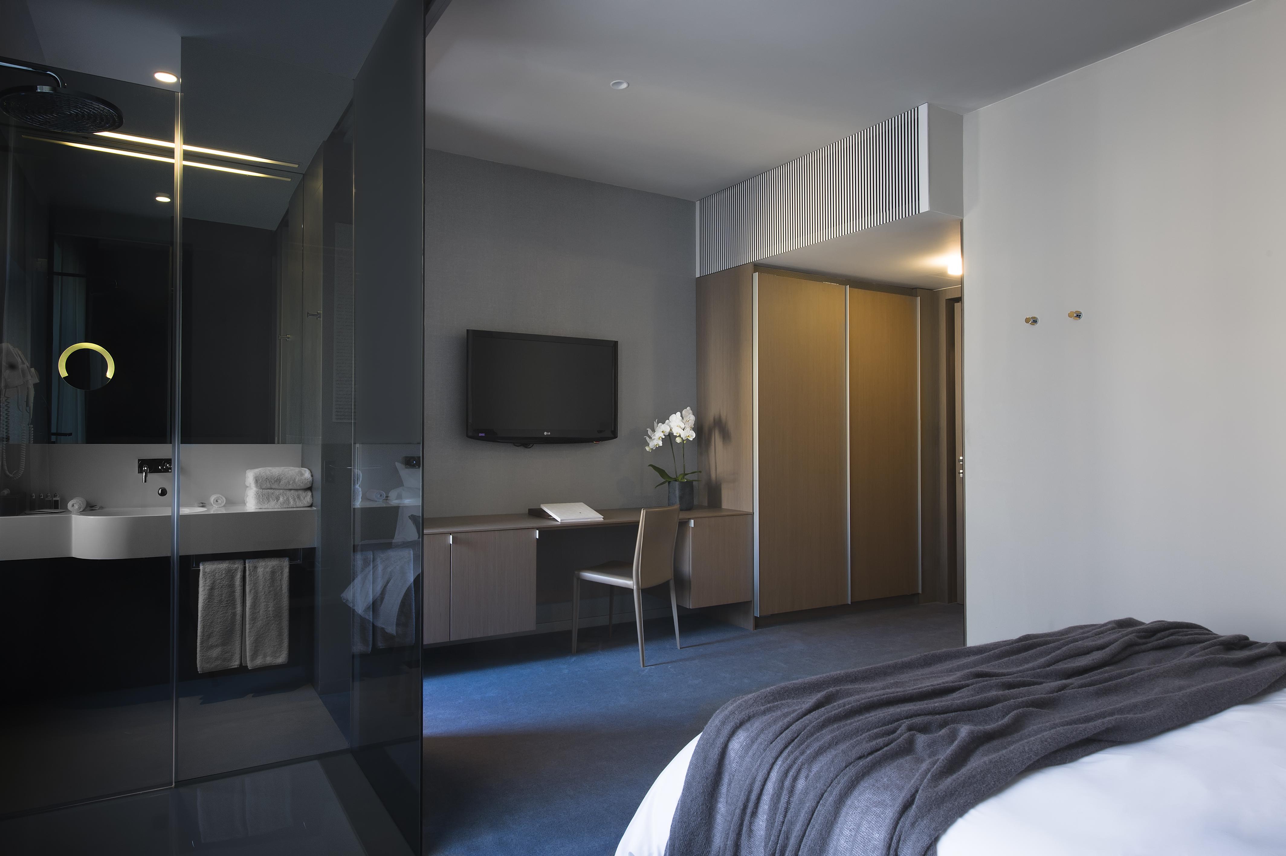 Hotel Cubo Ljubljana Ngoại thất bức ảnh