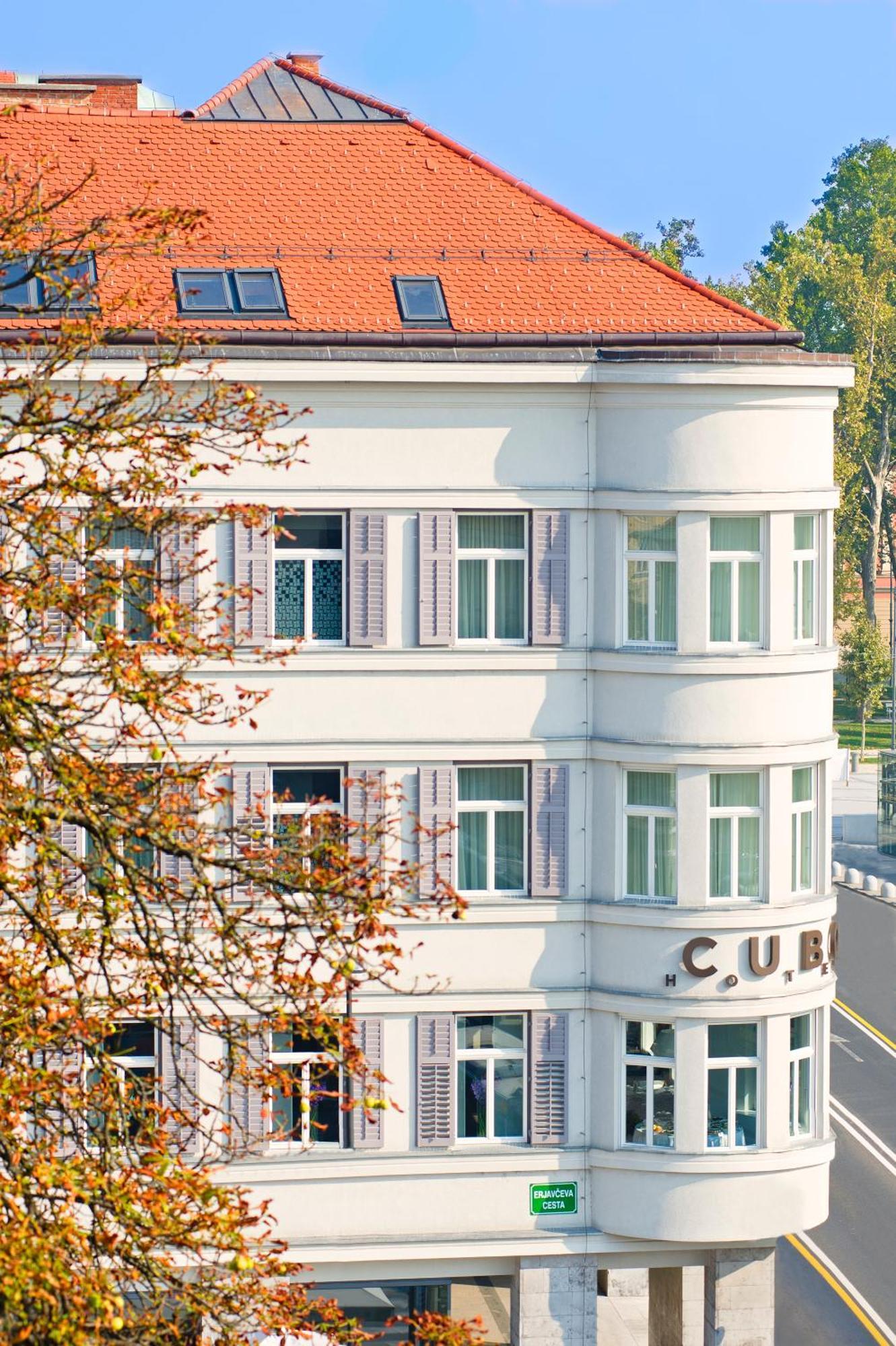 Hotel Cubo Ljubljana Ngoại thất bức ảnh